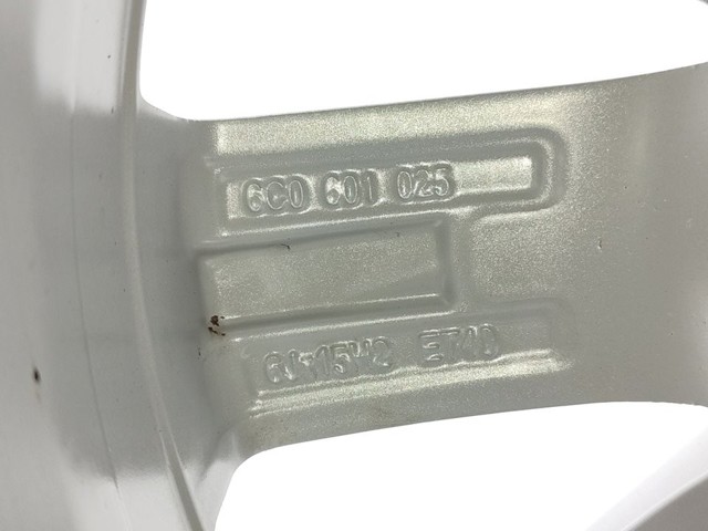 Comprar Aros de rueda Polo V 602, 604, 612, 614