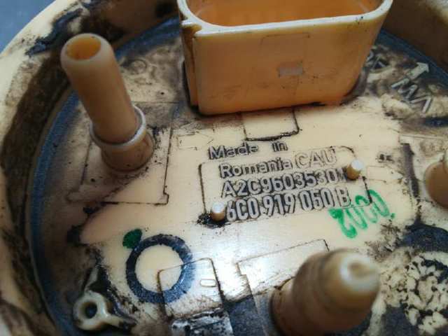 6C0919050B Módulo de bomba de combustible con sensor de nivel de combustible  disponible Utrera