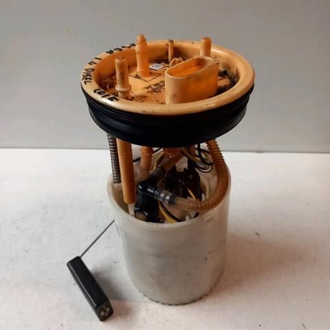 6C0919050B Bomba de gasolina  en stock Sabadell