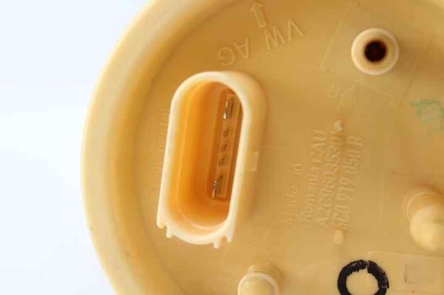 6C0919050B VAG Bomba de gasolina comprar Bilbao