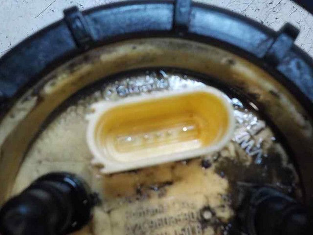 6C0919050B VAG Bomba de gasolina comprar Alcalá