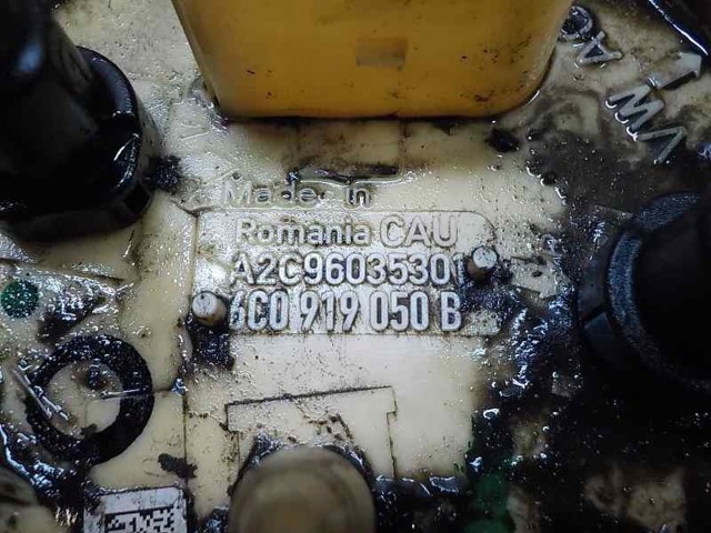 6C0919050B VAG Bomba de gasolina comprar Alcalá