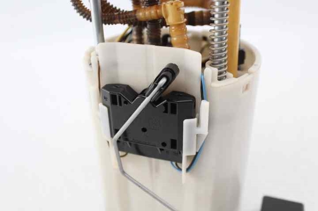 6C0919050B VAG Bomba de gasolina comprar Bilbao