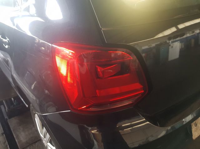 6C0945095F Piloto trasero izquierdo  comprar en Pontevedra