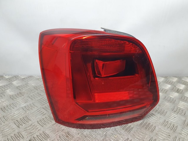 Piloto trasero izquierdo 6C0945095K VAG