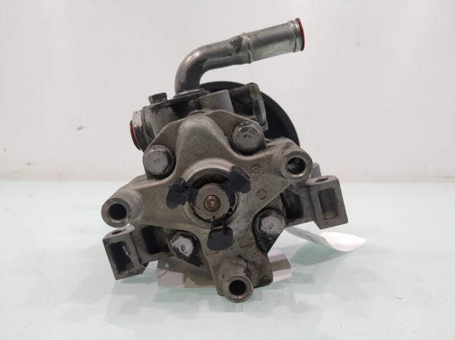 FORD 6C113A674AA Bomba de dirección  en stock Salamanca