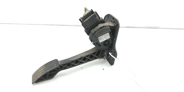 FORD 6C119F836CB Pedal del acelerador  en stock Salamanca