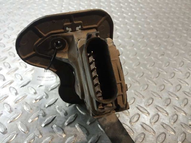 FORD 6C119F836CC Pedal del acelerador comprar Pamplona