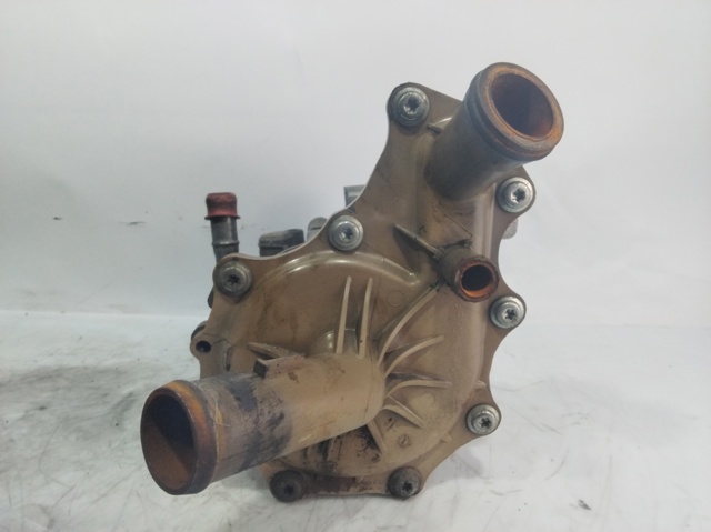 FORD 6C1Q8K500AF Bomba de agua de refrigeración con carcasa comprar Barcelona