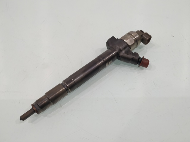 6C1Q9K546AC Inyector de combustible  disponible Burgos