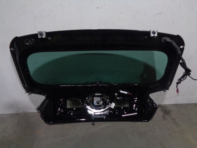 6F0827023E Puerta trasera del maletero (portón trasero)  comprar en Reus