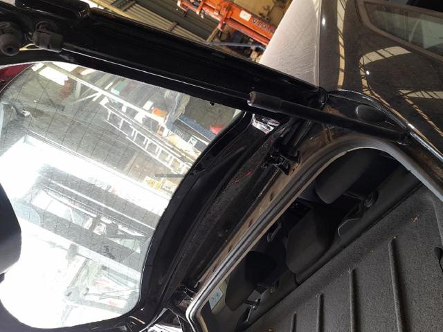 Precio del repuesto Muelle neumatico maletero Ibiza V hatchback