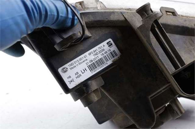 6F0941701A Luz antiniebla izquierdo  en stock Granada