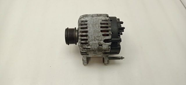 Alternador del motor 6F903023C VAG