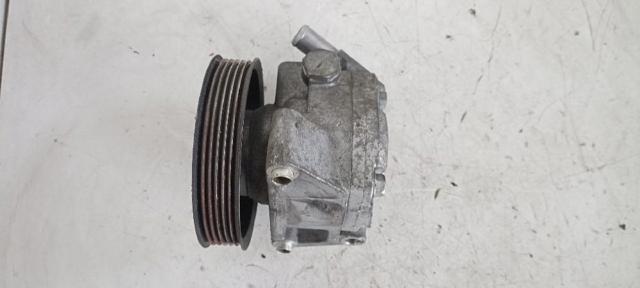 6G913A696CD FORD Bomba de dirección asistida  comprar en Oviedo