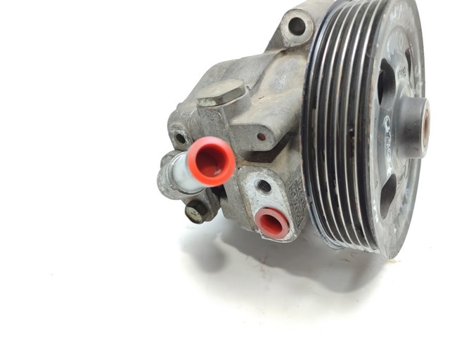 FORD 6G913A696CE Bomba de dirección asistida  comprar en Ponferrada