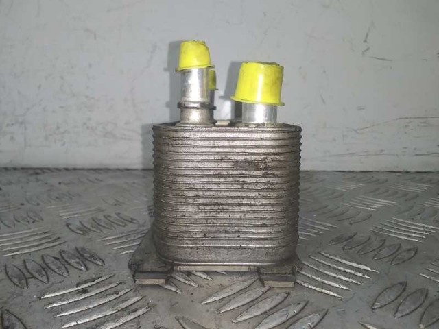 LAND ROVER 6G917A095AD Radiador de aceite  en stock Salamanca