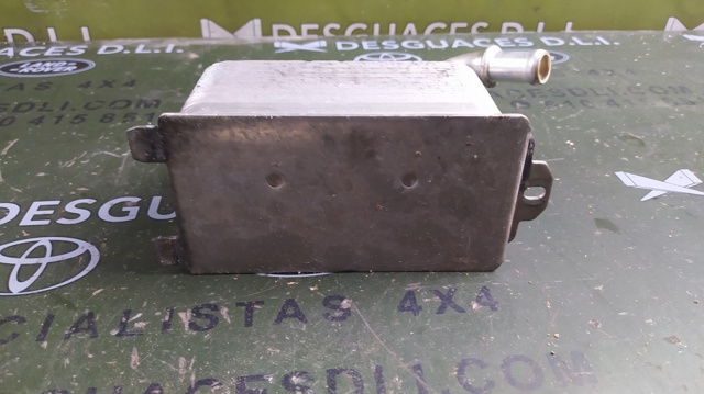 6G917A095AD Radiador de aceite  en stock Sabadell