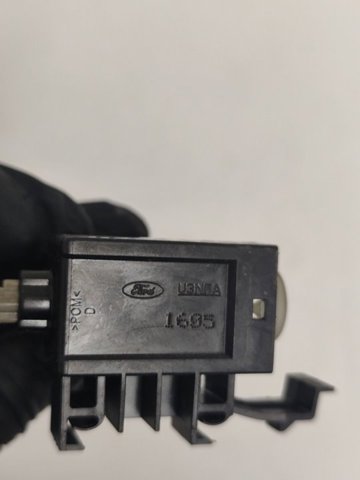 6G9T11A152AA FORD Interruptor de embrague  en stock Gandía