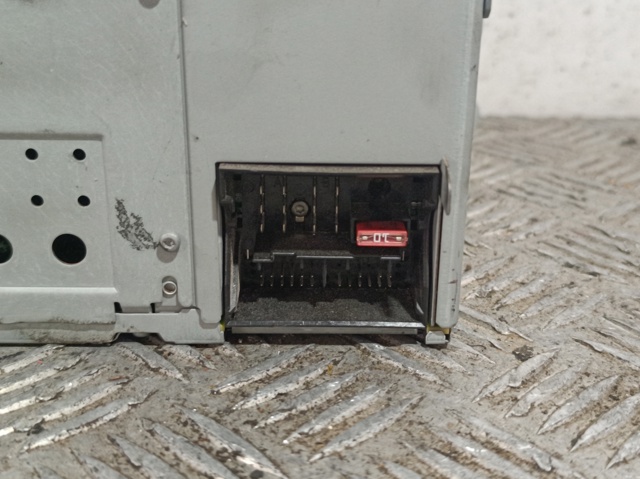 6J0035153B VAG Radio AM/FM  disponible Vigo