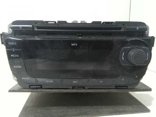 VAG 6J0035153B Radio AM/FM  comprar en Ponferrada