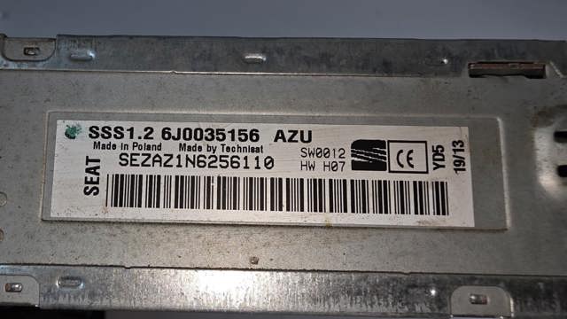 6J0035156 Radio AM/FM  disponible Málaga