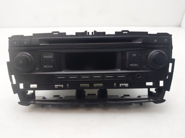6J0035156 VAG Radio  en stock Huelva