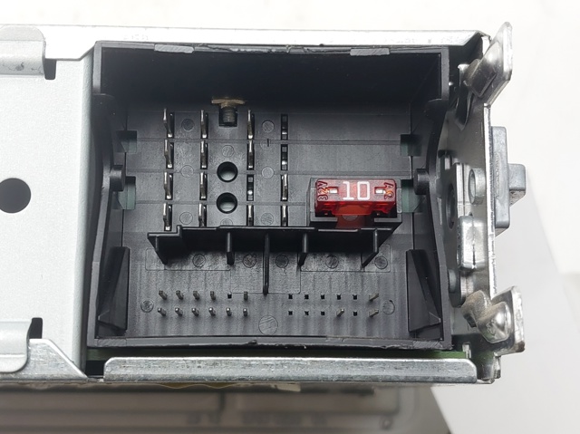 6J0035156 Radio  en stock Castellón