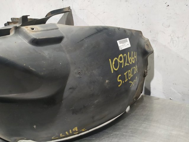 6J0809957 VAG Guardalodos interior izquierdo, guardafango delantero  en stock Huelva