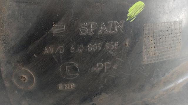 6J0809958 VAG Paso de rueda delantero derecho  comprar en Oviedo