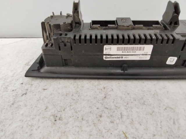 6J0820043 Unidad de control aire acondicionado  en stock Sabadell