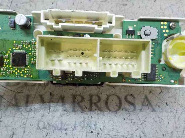 6J0820045NEE VAG