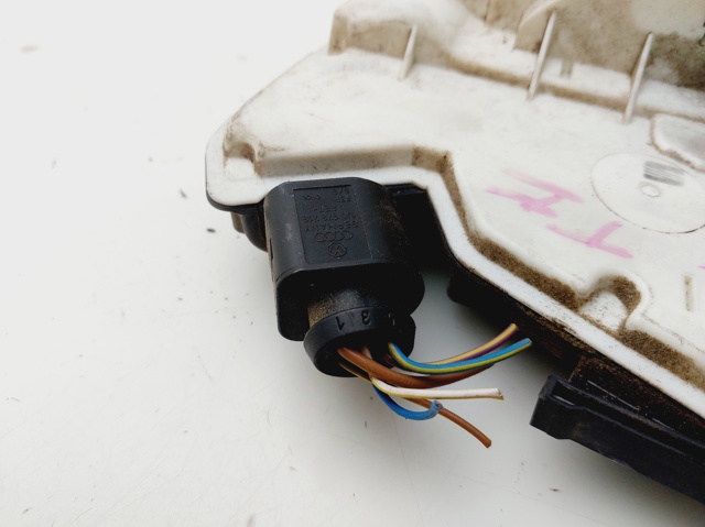 6J0839015E Cerradura de puerta trasera izquierda comprar Sevilla
