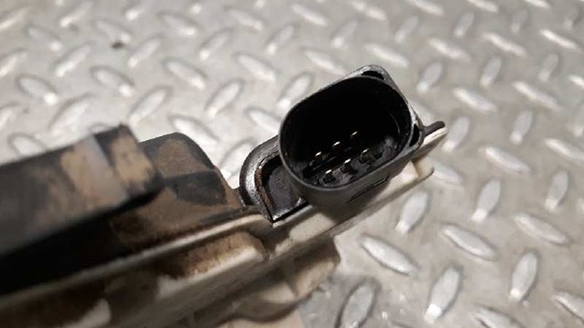 VAG 6J0839015E Cerradura de puerta trasera izquierda  comprar en Murcia