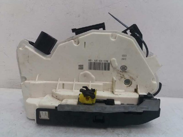 VAG 6J0839016F Cerradura de la puerta trasera derecha comprar Pamplona