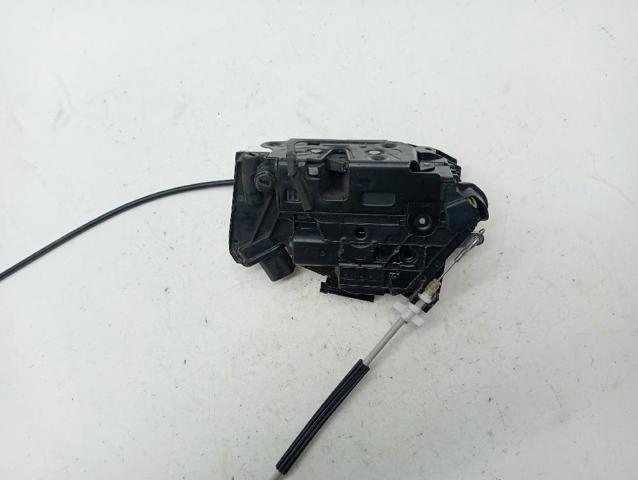 6J0839016F Cerradura de la puerta trasera derecha  disponible Málaga