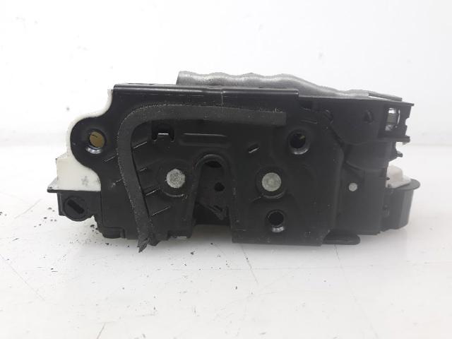 6J0839016F VAG Cerradura de la puerta trasera derecha  en stock Córdoba