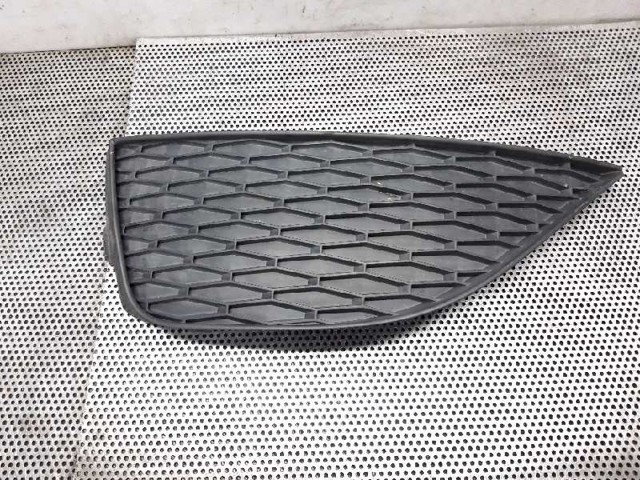 6J0853665 Rejilla del parachoques delantera izquierda comprar Girona