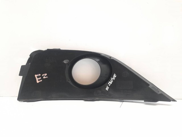 6J0853665A VAG Rejilla del parachoques delantera izquierda comprar Bilbao
