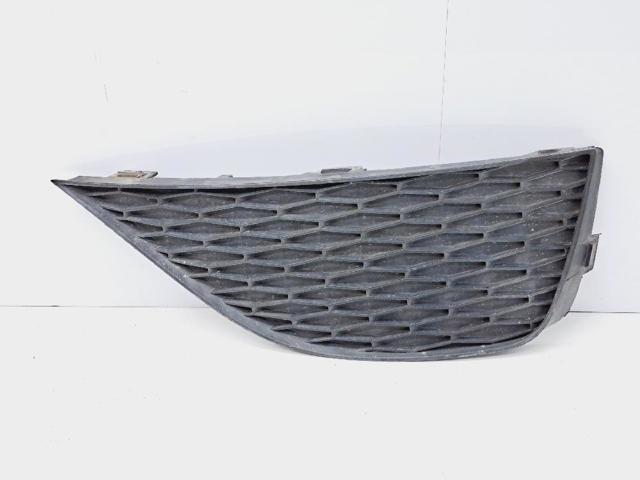 VAG 6J0853666 Tapa de rejilla de faro antiniebla delantero derecho  en stock Valencia