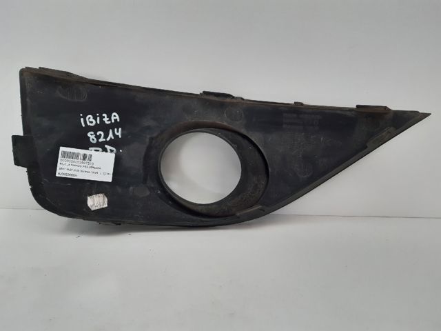 VAG 6J0853666A Tapa de rejilla de faro antiniebla delantero derecho  en stock Terrassa