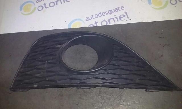 VAG 6J0853666A Tapa de rejilla de faro antiniebla delantero derecho  en stock Terrassa