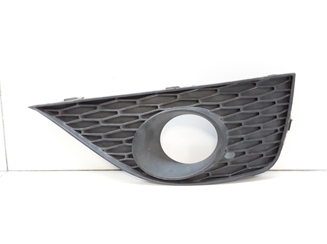 VAG 6J0853666A Tapa de rejilla de faro antiniebla delantero derecho comprar Tarragona