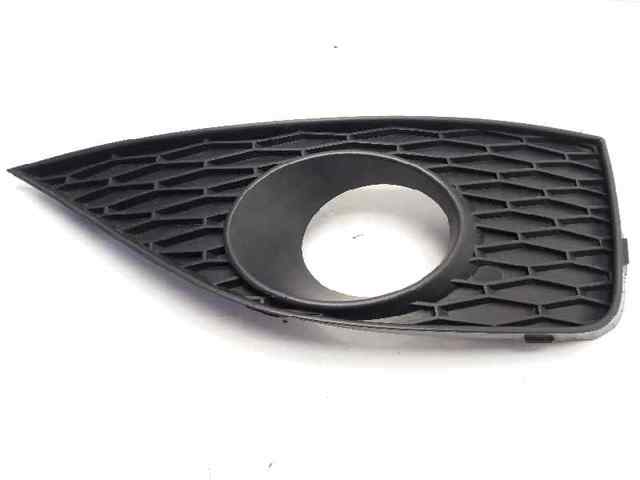 VAG 6J0853666A Tapa de rejilla de faro antiniebla delantero derecho  en stock Terrassa