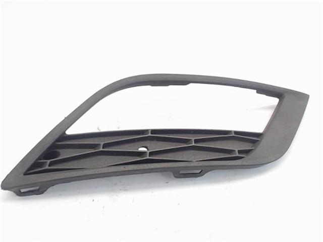 VAG 6J0853666E Tapa de rejilla de faro antiniebla delantero derecho  en stock Salamanca