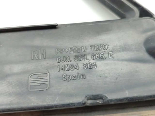 6J0853666E Tapa de rejilla de faro antiniebla delantero derecho comprar Girona