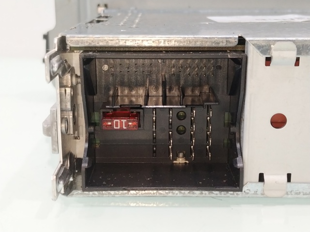 6J1035153H VAG Radio  en stock Córdoba