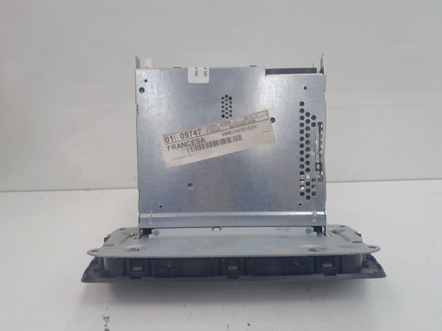 6J1035153H VAG Radio AM/FM  comprar en Oviedo