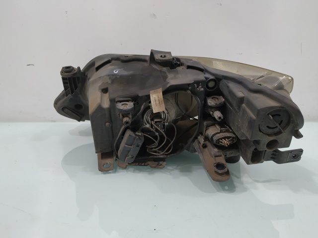 6J1941022C Faro derecho  en stock Granada