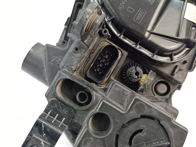 VAG 6J1941022C Faro derecho comprar Barcelona